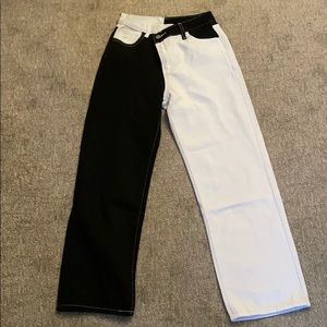 BRAND NEW: Black & white high waisted jeans